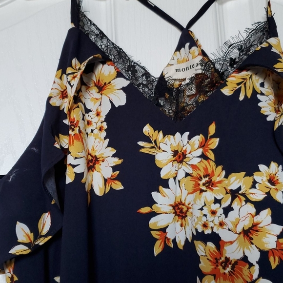 Monteau dress 👗 - Picture 2 of 7